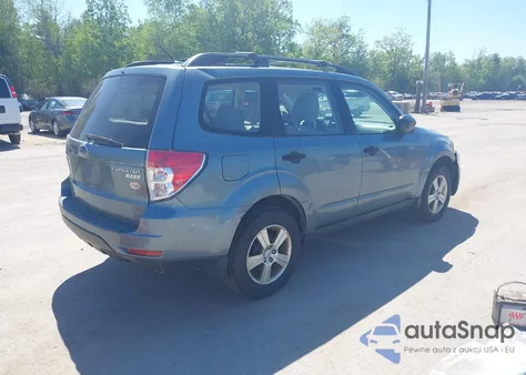 2013 Subaru Forester 2.5X z USA, uszkodzony, nr VIN JF2SHABC9DG404623